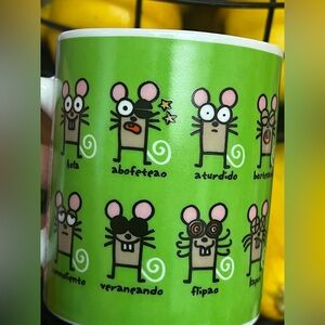 Kukuxumusu Ceramic Fun Coffee Mug – Spanish Mice Design – Green